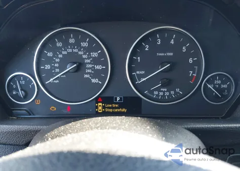 2016 BMW 320I z USA, uszkodzony, nr VIN WBA8A9C54GK619000